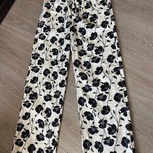 GAP Black and White Floral Wide-Leg Pants